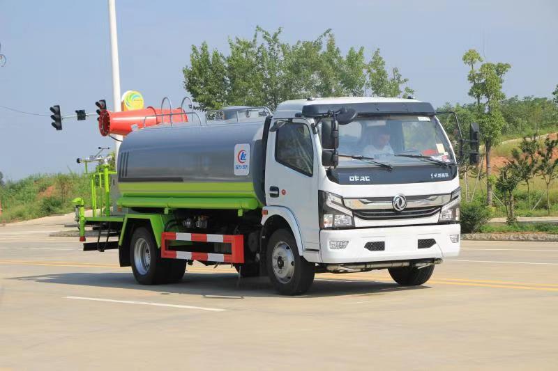 國(guó)六東風(fēng)噴霧車報(bào)價(jià)_多利卡8噸噴霧價(jià)格_抑塵噴霧車灑水車廠家