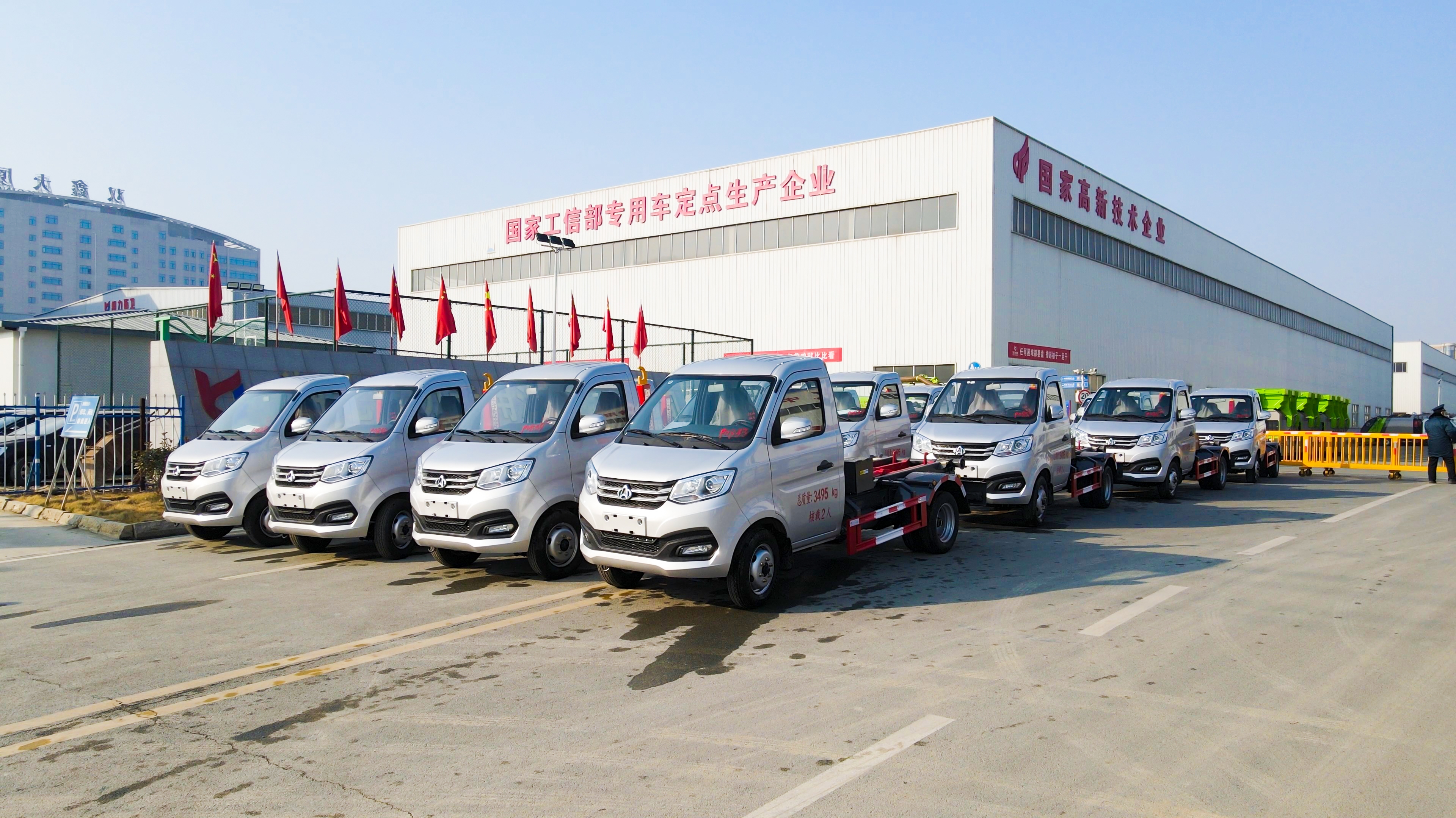 長安勾垃圾車批量發(fā)車啦