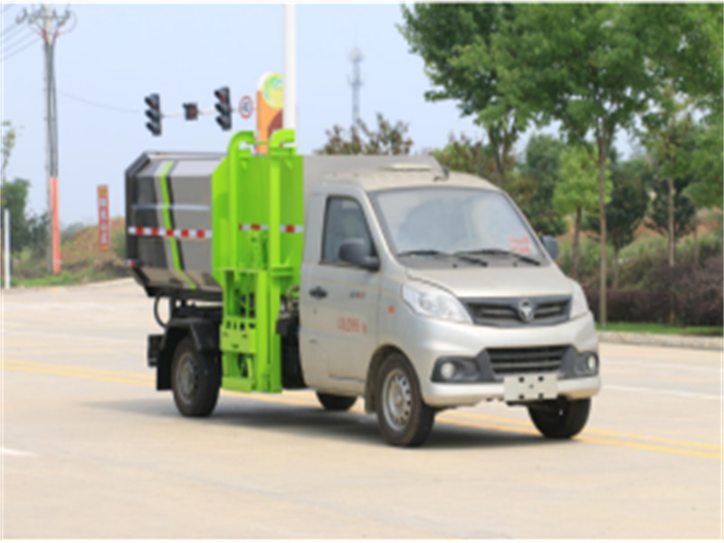 國(guó)六福田3方掛桶垃圾車(chē)