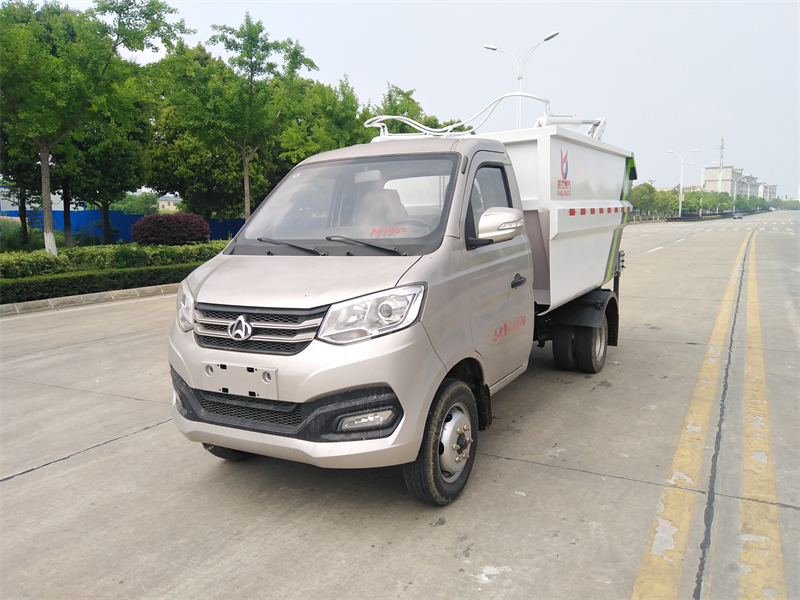 國六長安4方后掛桶無泄漏垃圾車