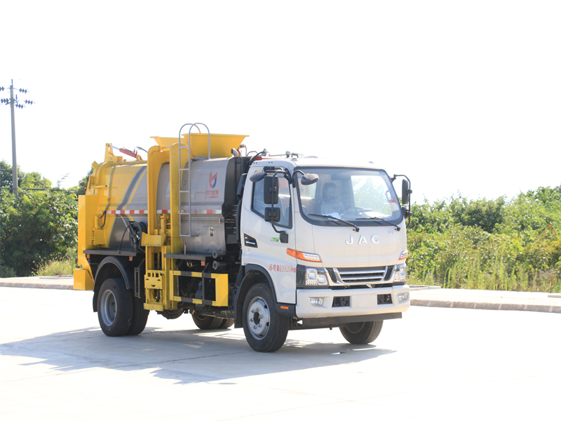 國(guó)六江淮駿鈴方罐6方餐廚垃圾車
