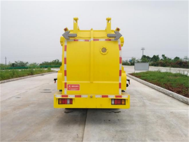 國六五十鈴方罐6方餐廚垃圾車