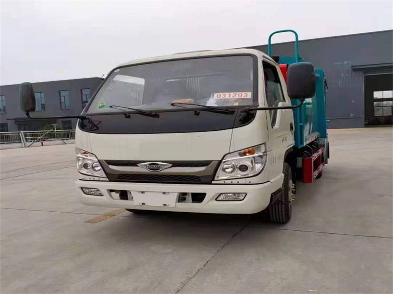 福田小卡之星4方壓縮垃圾車
