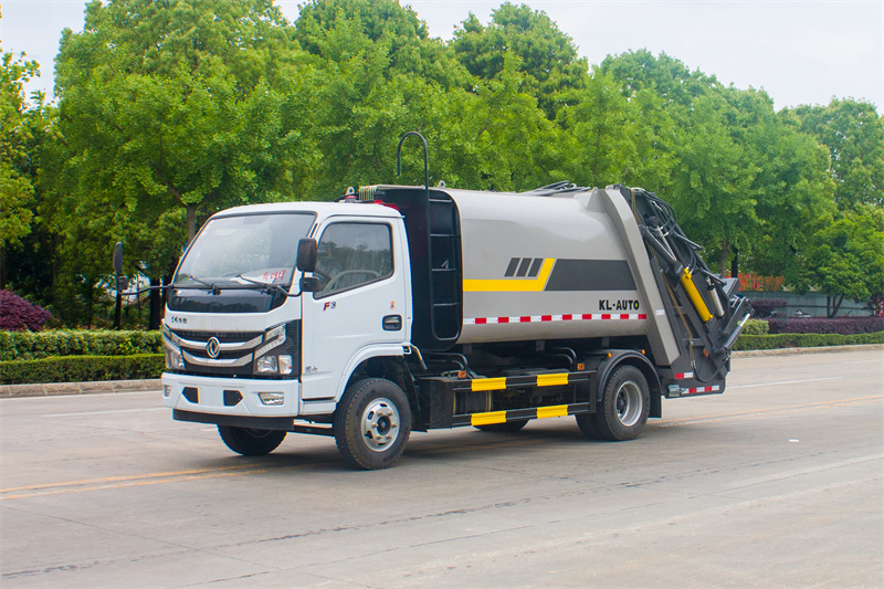 7方東風(fēng)華神垃圾壓縮車