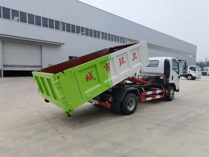 柳汽乘龍藍(lán)牌勾臂垃圾車
