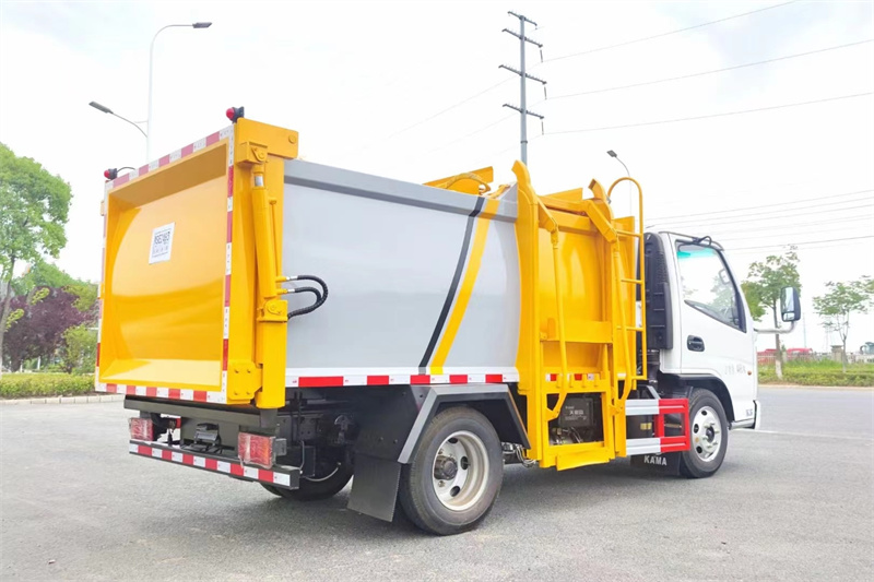 凱馬藍(lán)牌5方掛桶壓縮垃圾車