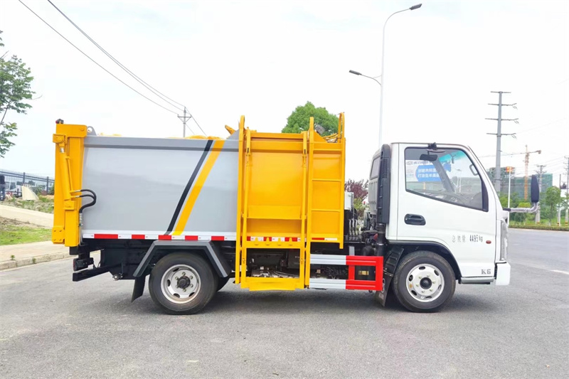 凱馬藍(lán)牌5方掛桶壓縮垃圾車