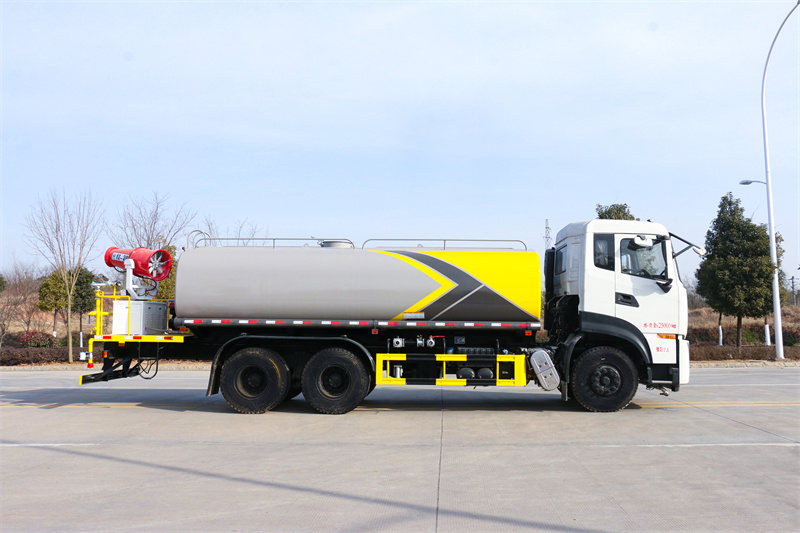 東風(fēng)天龍18方綠化噴灑抑塵車