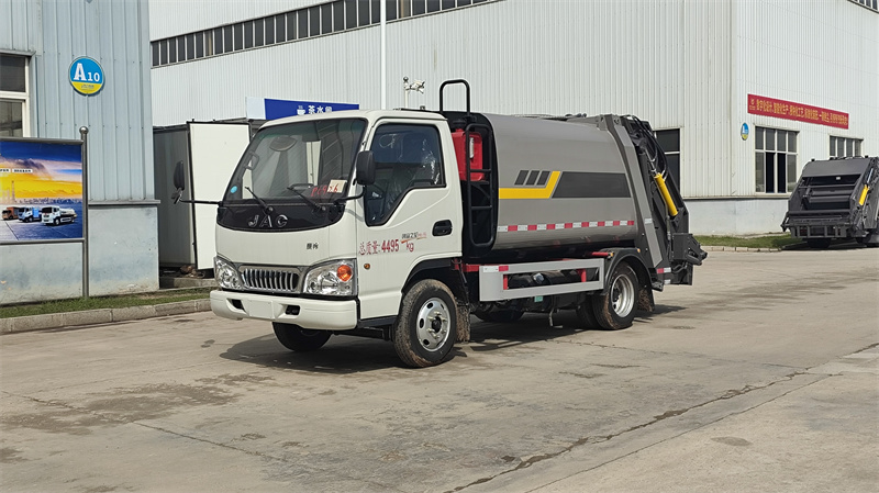 江淮康鈴藍(lán)牌5方壓縮式垃圾車(chē)