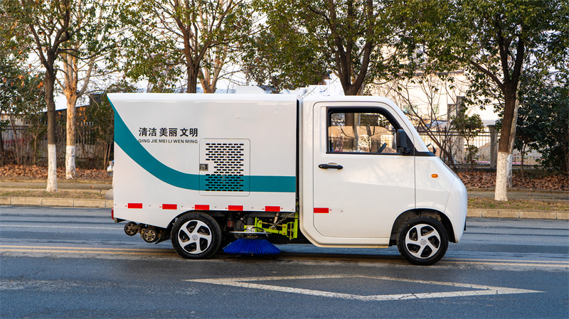 吉利微型道路洗掃車