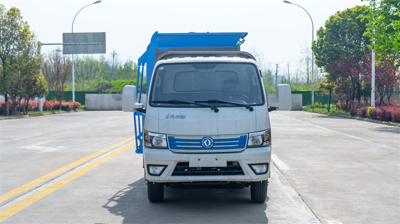 東風(fēng)華神純電動(dòng)餐廚垃圾車(chē)