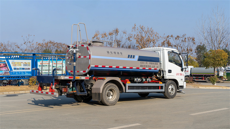 純電動上汽躍進5方灑水車