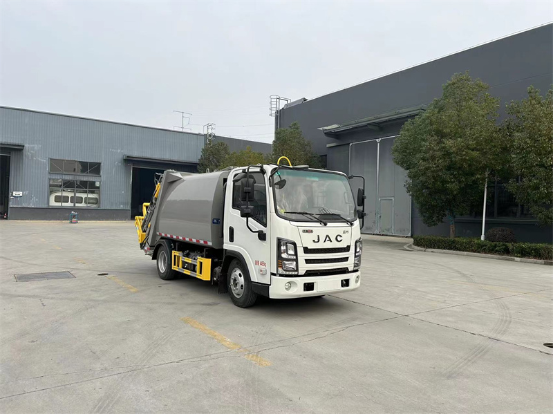 江淮威鈴藍(lán)牌壓縮垃圾車高效又輕松