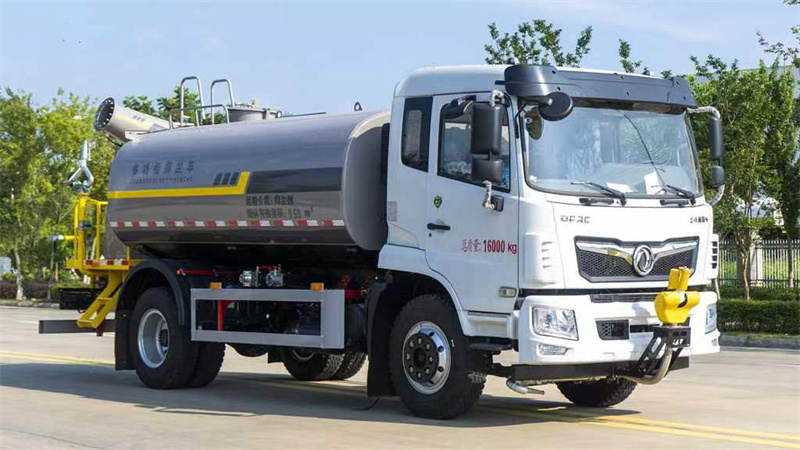 東風(fēng)福瑞卡12方霧炮灑水車(chē)