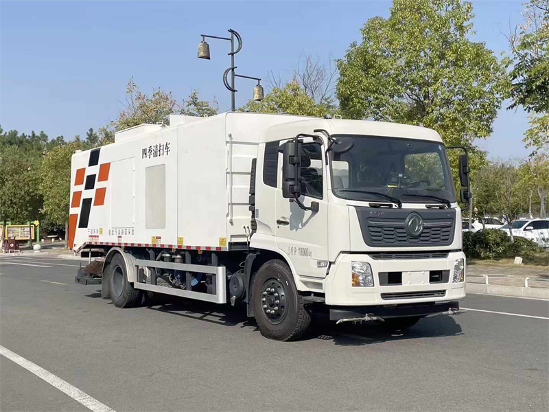東風(fēng)天錦四季清掃車