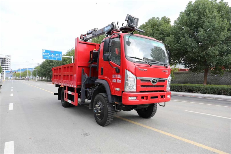 四驅(qū)越野三環(huán)創(chuàng)客抓斗垃圾車