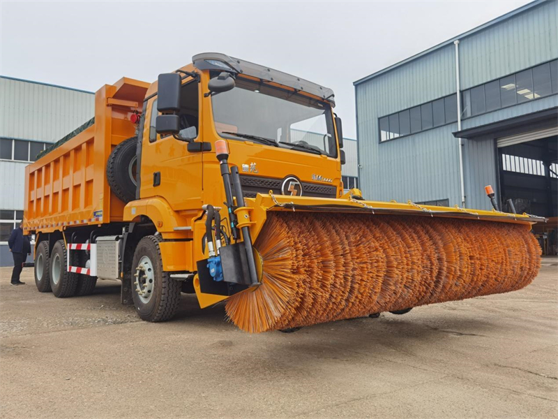 陜汽德龍后雙橋除雪車