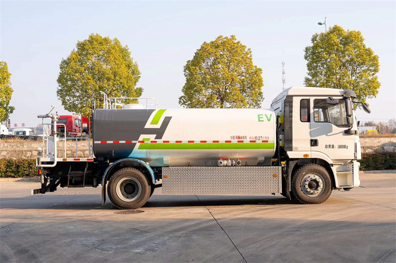 純電動(dòng)陜汽德創(chuàng)12噸綠化噴灑車