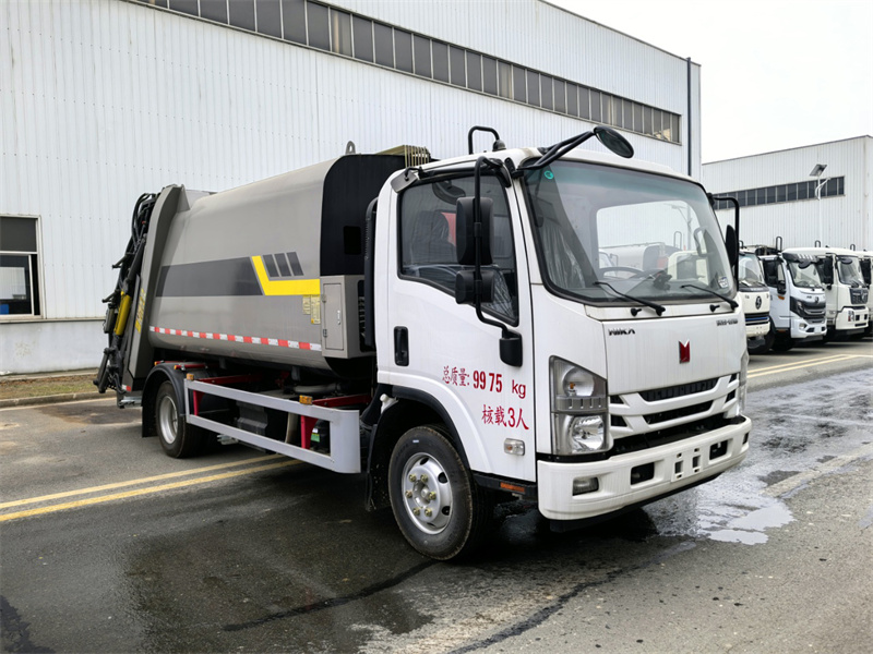 10方慶鈴鈴咖壓縮垃圾車