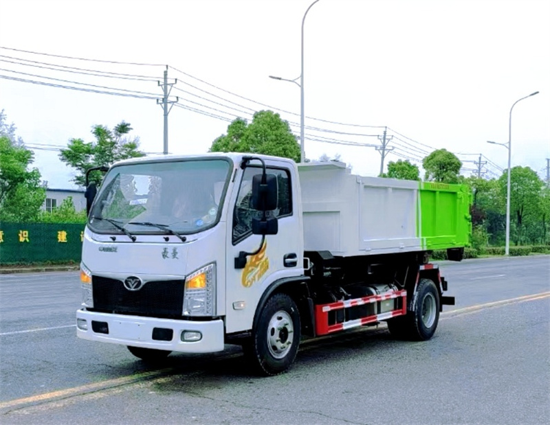 重汽豪曼勾臂垃圾車