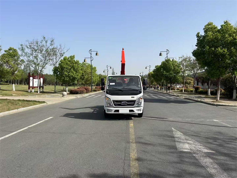 藍牌南駿勾臂垃圾車