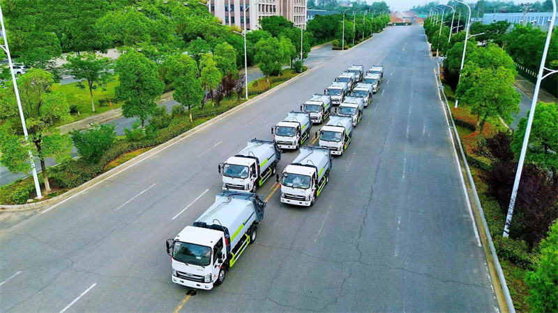 福田7方壓縮垃圾車(chē)批量發(fā)車(chē)?yán)?></div>
              <div   id=