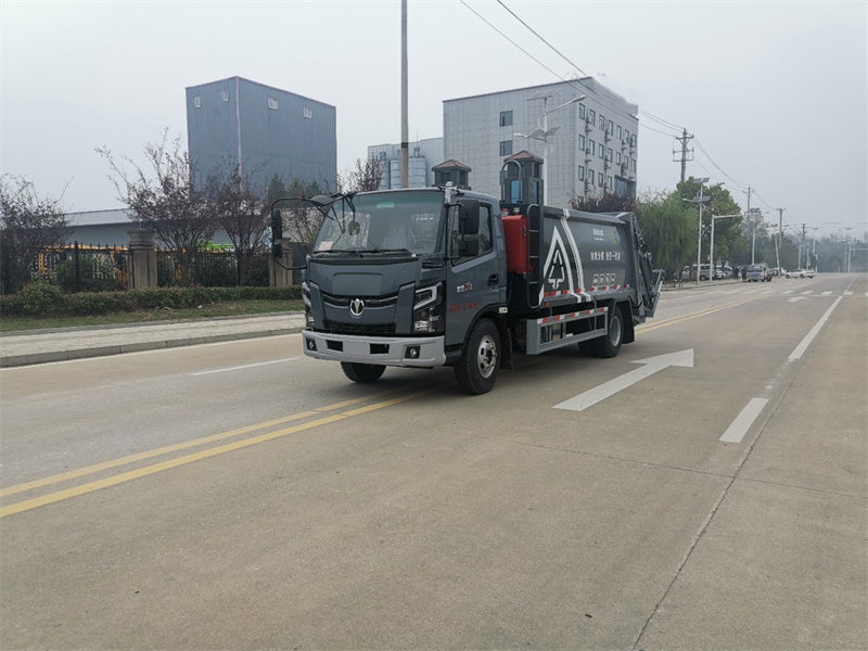 8方飛碟地下室壓縮垃圾車