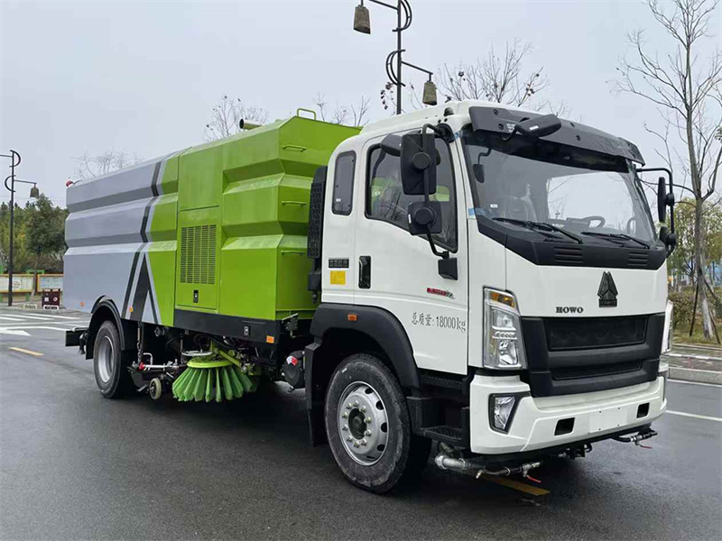 16方重汽豪沃道路洗掃車
